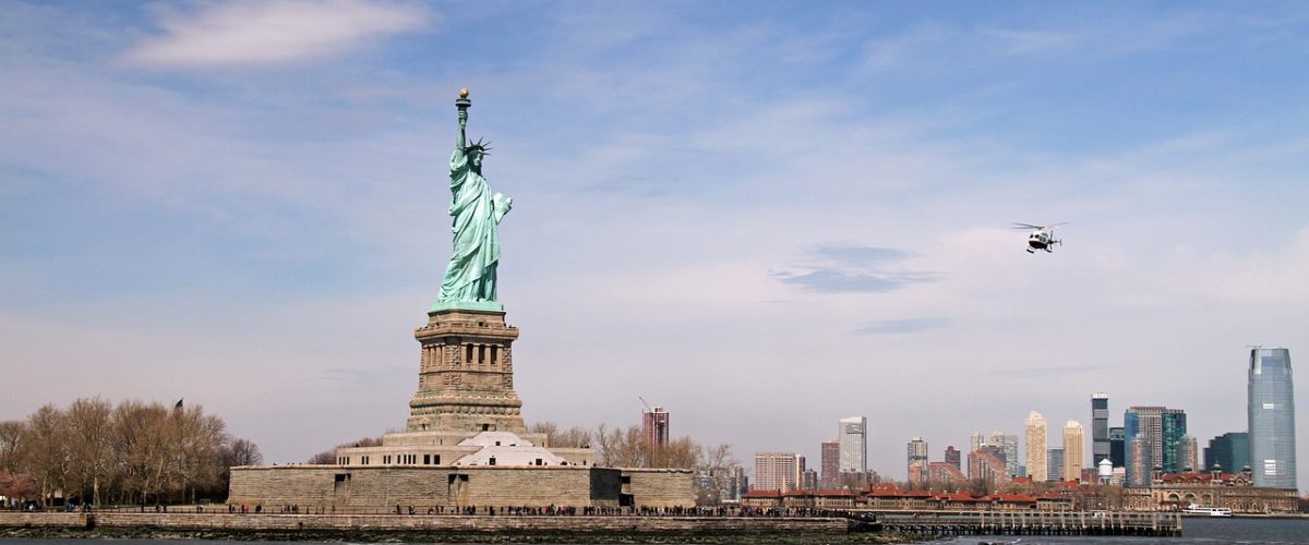 statue of liberty, new york, manhattan-1433761.jpg